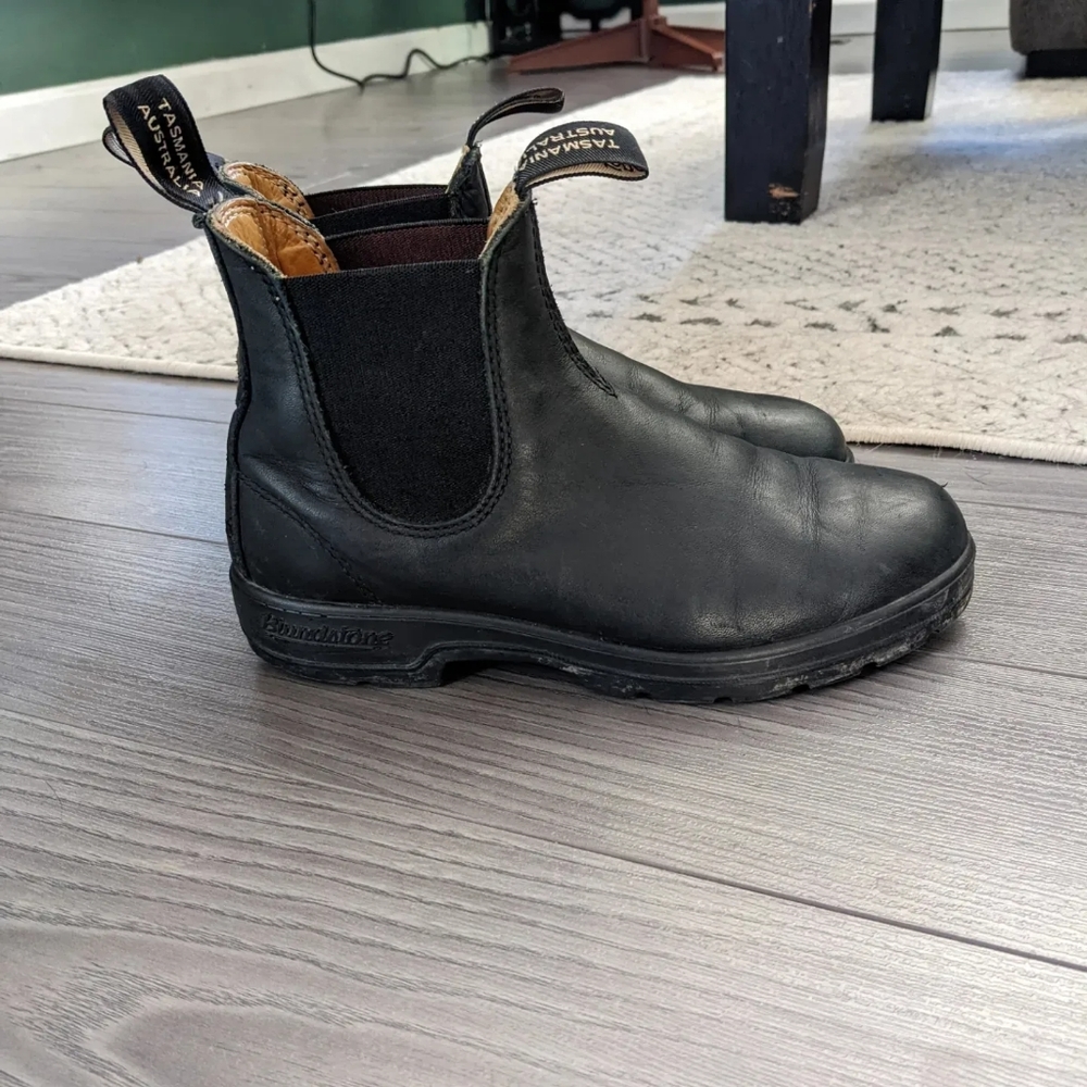Blundstones